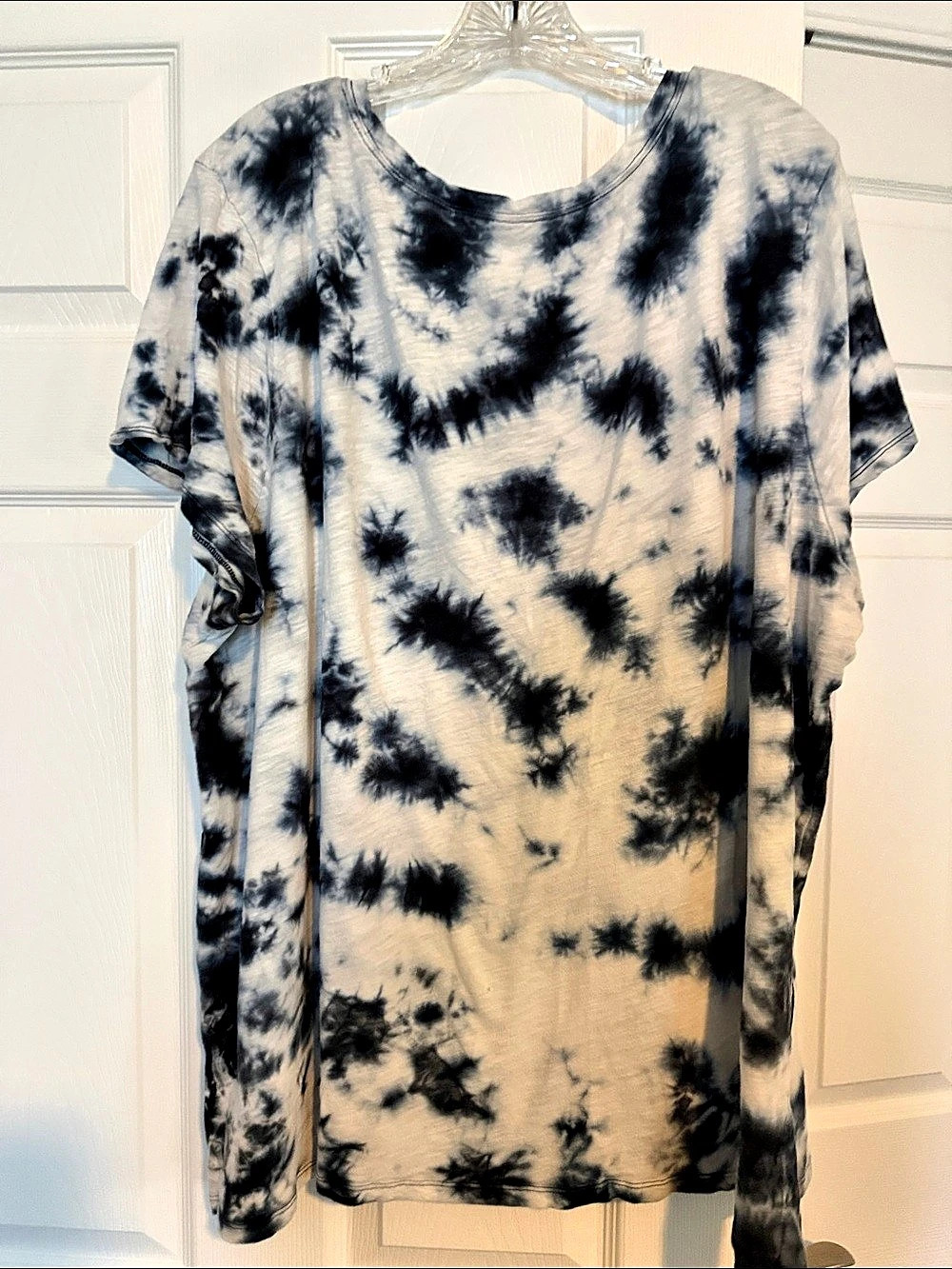 Torrid Tie-Dye Short Sleeve Tee